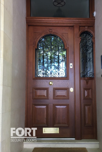 00067 Single Mahogany Door With Side Panel Transom And Bespoke Arched Window Fsdoors Co Uk